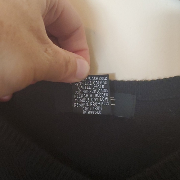 ⛱3/$20 Black V Neck Sweater Silver Zipper Details - Picture 3 of 5